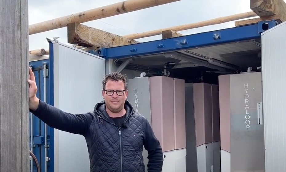 Campingeigenaar stopt met doorspoelen van kostbaar drinkwater | Accosea